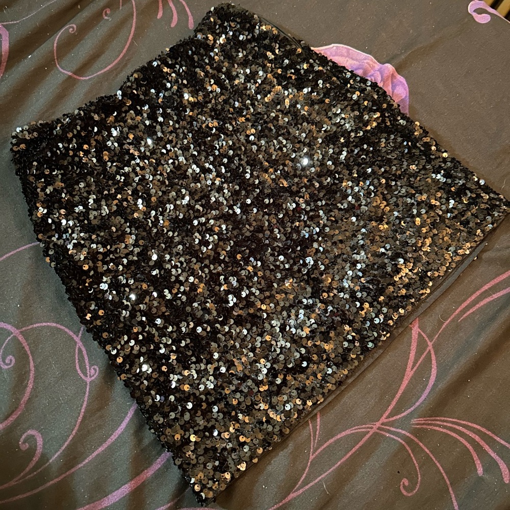 H&M Sequin mini skirt (Size 2)